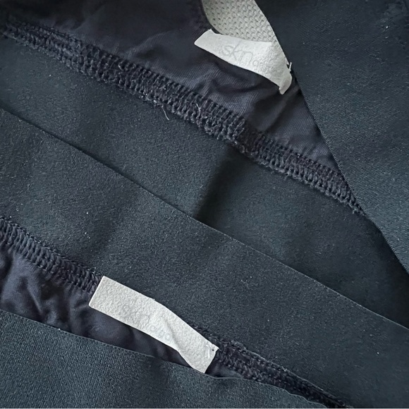 SKIN ORGANIC Blue Hadlee Triangle Bra Matching Set - Picture 6 of 7